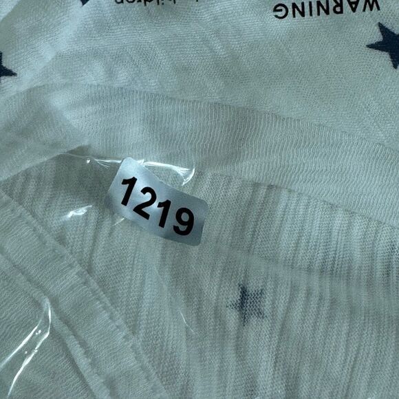 Agolde T shirt Womens size Medium V Neck stars Pima Cotton essential Casual - Picture 12 of 13